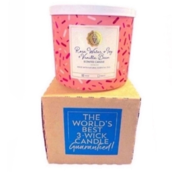 Rose Water and Ivy and Vanilla Bean Candle - Picture 2 of 2